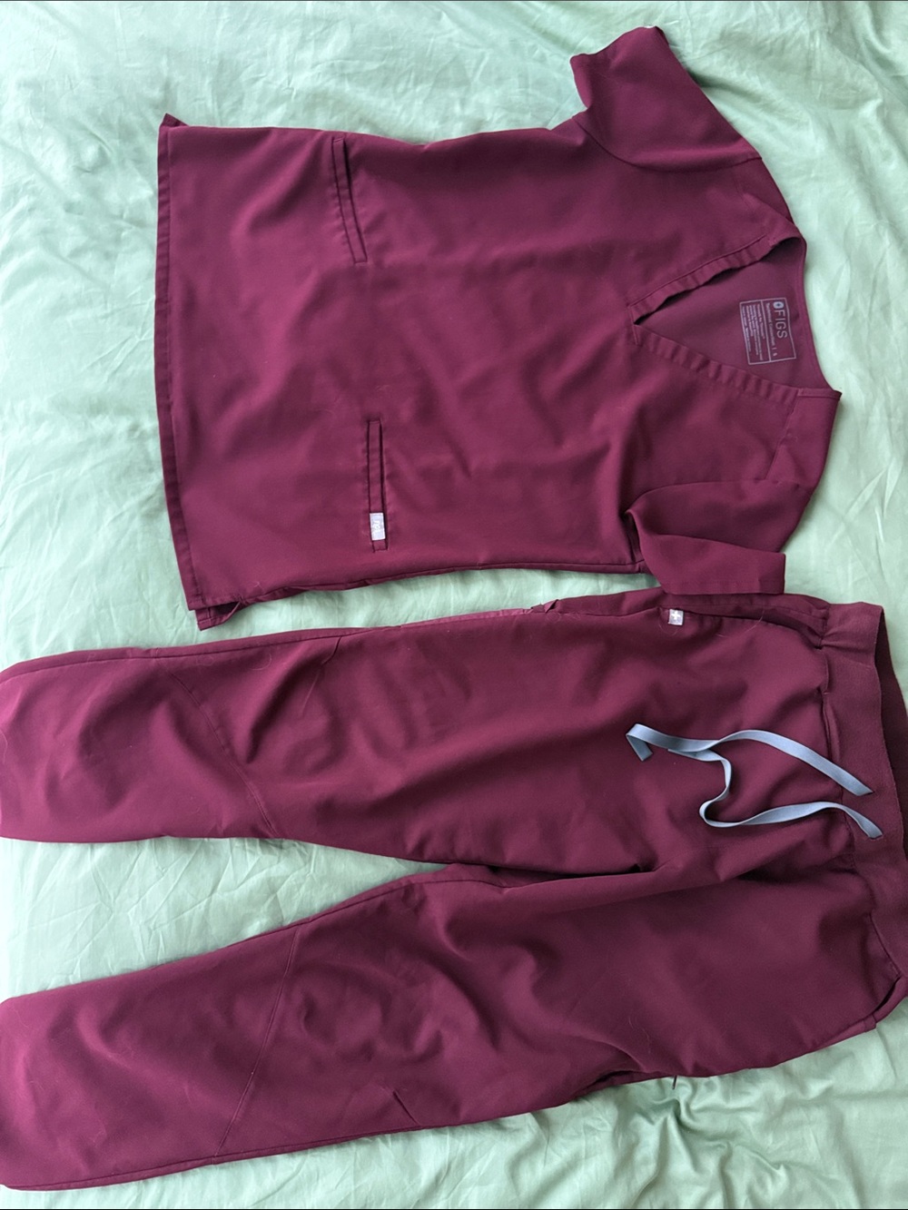 Figs Maroon Women’s Scrub Top & Jogger Pants Set